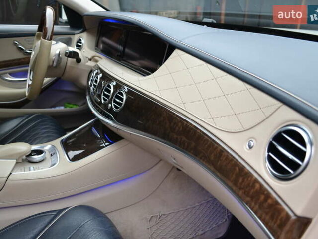 Белый Мерседес С Класс, объемом двигателя 4.66 л и пробегом 123 тыс. км за 28900 $, фото 17 на Automoto.ua