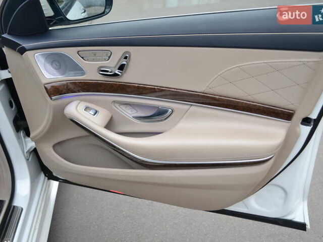 Белый Мерседес С Класс, объемом двигателя 4.66 л и пробегом 123 тыс. км за 28900 $, фото 40 на Automoto.ua