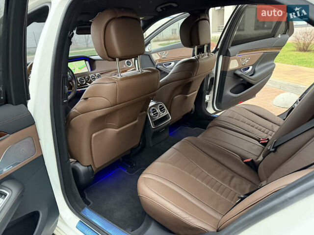 Белый Мерседес С Класс, объемом двигателя 4.7 л и пробегом 187 тыс. км за 34700 $, фото 22 на Automoto.ua