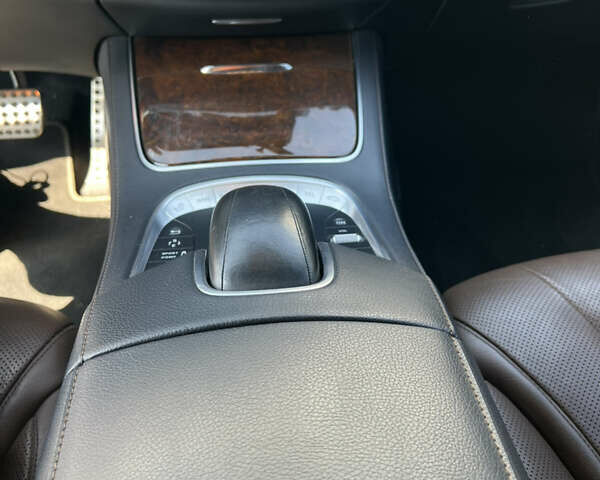 Білий Мерседес С Клас, об'ємом двигуна 4.66 л та пробігом 146 тис. км за 31999 $, фото 12 на Automoto.ua