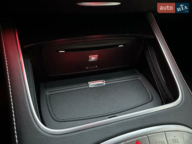 Белый Мерседес С Класс, объемом двигателя 5.5 л и пробегом 82 тыс. км за 46950 $, фото 137 на Automoto.ua