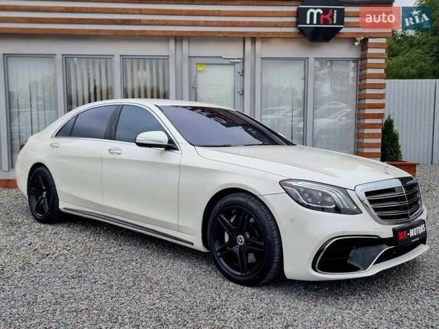 Белый Мерседес С Класс, объемом двигателя 4.66 л и пробегом 187 тыс. км за 36500 $, фото 2 на Automoto.ua