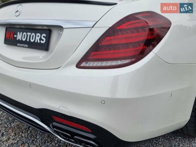 Белый Мерседес С Класс, объемом двигателя 4.66 л и пробегом 187 тыс. км за 36500 $, фото 30 на Automoto.ua