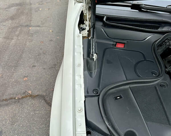 Белый Мерседес С Класс, объемом двигателя 5.5 л и пробегом 82 тыс. км за 46950 $, фото 61 на Automoto.ua