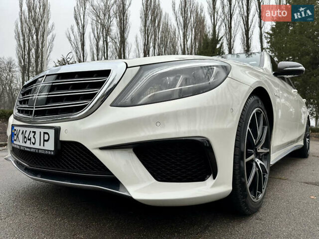 Белый Мерседес С Класс, объемом двигателя 5.5 л и пробегом 82 тыс. км за 46950 $, фото 45 на Automoto.ua