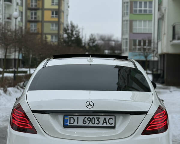 Белый Мерседес С Класс, объемом двигателя 3 л и пробегом 306 тыс. км за 34900 $, фото 10 на Automoto.ua