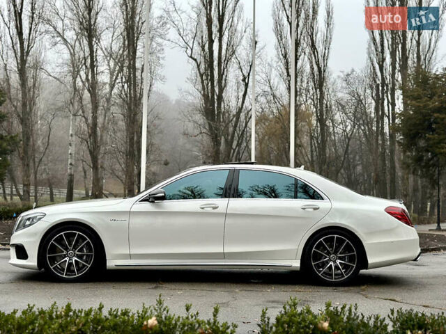 Белый Мерседес С Класс, объемом двигателя 5.5 л и пробегом 82 тыс. км за 46950 $, фото 7 на Automoto.ua