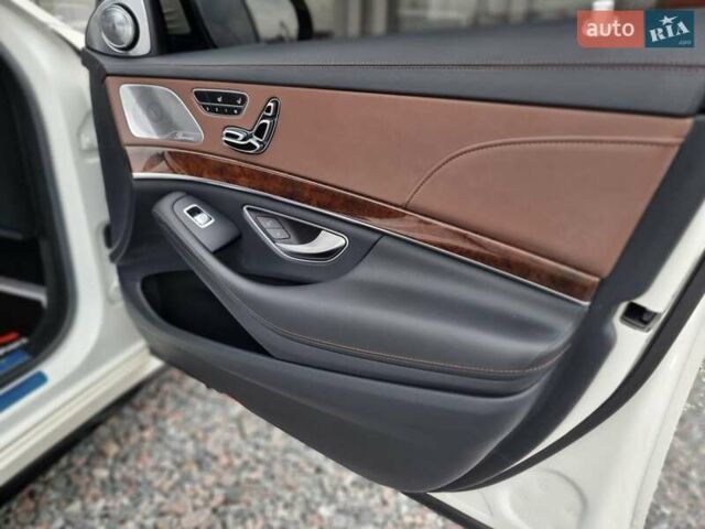 Белый Мерседес С Класс, объемом двигателя 4.66 л и пробегом 187 тыс. км за 36500 $, фото 78 на Automoto.ua