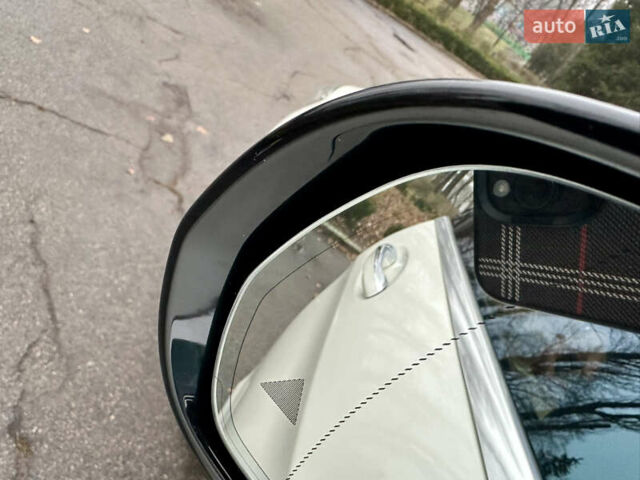 Белый Мерседес С Класс, объемом двигателя 5.5 л и пробегом 82 тыс. км за 46950 $, фото 65 на Automoto.ua