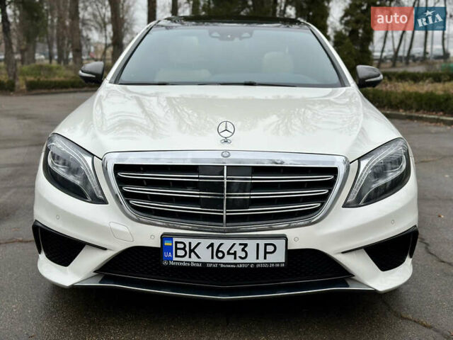 Белый Мерседес С Класс, объемом двигателя 5.5 л и пробегом 82 тыс. км за 46950 $, фото 1 на Automoto.ua
