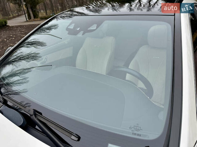 Белый Мерседес С Класс, объемом двигателя 5.5 л и пробегом 82 тыс. км за 46950 $, фото 56 на Automoto.ua