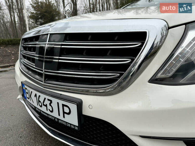 Белый Мерседес С Класс, объемом двигателя 5.5 л и пробегом 82 тыс. км за 46950 $, фото 31 на Automoto.ua
