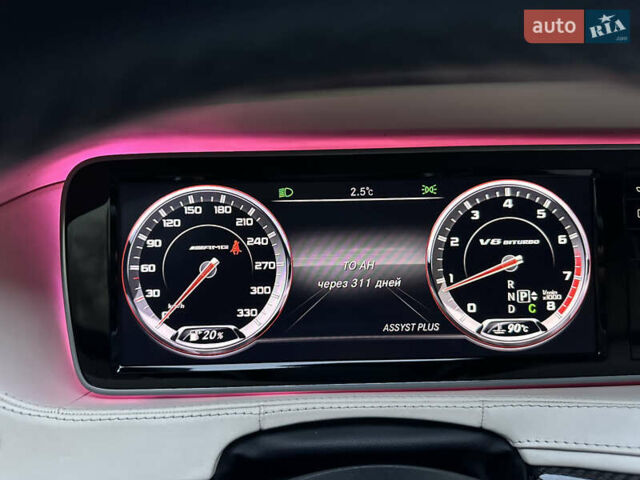 Белый Мерседес С Класс, объемом двигателя 5.5 л и пробегом 82 тыс. км за 46950 $, фото 161 на Automoto.ua