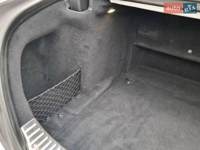 Белый Мерседес С Класс, объемом двигателя 4.66 л и пробегом 187 тыс. км за 36500 $, фото 36 на Automoto.ua