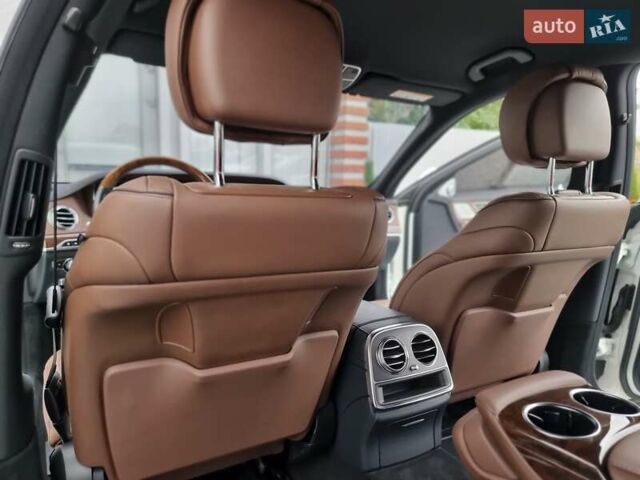 Белый Мерседес С Класс, объемом двигателя 4.66 л и пробегом 187 тыс. км за 36500 $, фото 71 на Automoto.ua