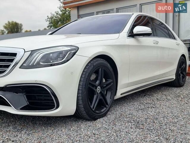 Белый Мерседес С Класс, объемом двигателя 4.66 л и пробегом 187 тыс. км за 36500 $, фото 14 на Automoto.ua
