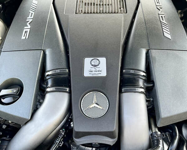 Белый Мерседес С Класс, объемом двигателя 5.5 л и пробегом 102 тыс. км за 52500 $, фото 7 на Automoto.ua