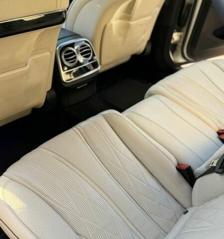 Белый Мерседес С Класс, объемом двигателя 5.46 л и пробегом 145 тыс. км за 46000 $, фото 32 на Automoto.ua