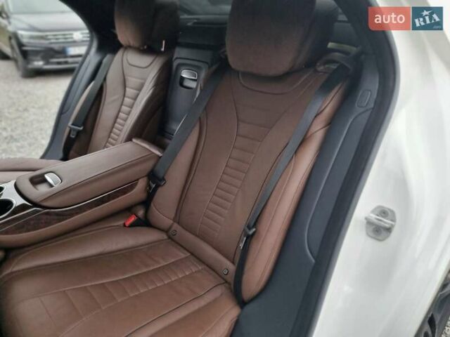 Белый Мерседес С Класс, объемом двигателя 4.66 л и пробегом 187 тыс. км за 36500 $, фото 70 на Automoto.ua