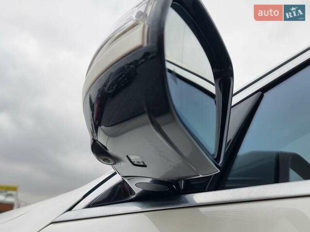 Белый Мерседес С Класс, объемом двигателя 4.66 л и пробегом 187 тыс. км за 36500 $, фото 24 на Automoto.ua