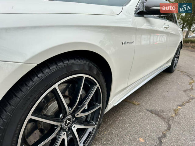 Белый Мерседес С Класс, объемом двигателя 5.5 л и пробегом 82 тыс. км за 46950 $, фото 43 на Automoto.ua