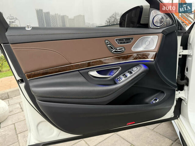 Белый Мерседес С Класс, объемом двигателя 4.7 л и пробегом 187 тыс. км за 33999 $, фото 14 на Automoto.ua