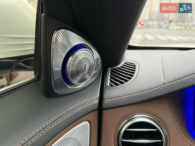 Белый Мерседес С Класс, объемом двигателя 4.7 л и пробегом 187 тыс. км за 34700 $, фото 44 на Automoto.ua