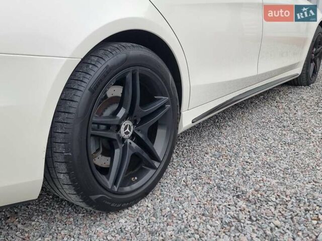 Белый Мерседес С Класс, объемом двигателя 4.66 л и пробегом 187 тыс. км за 36500 $, фото 32 на Automoto.ua