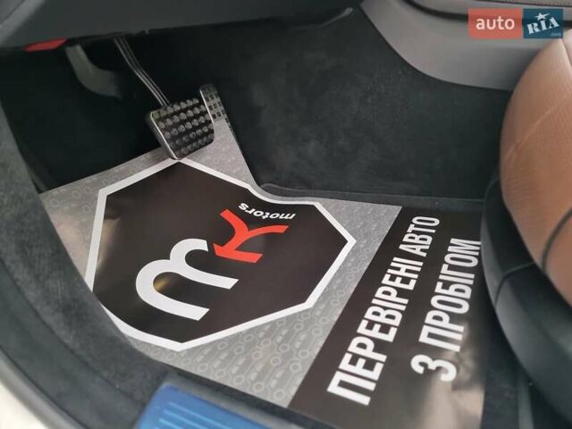 Белый Мерседес С Класс, объемом двигателя 4.66 л и пробегом 187 тыс. км за 36500 $, фото 51 на Automoto.ua