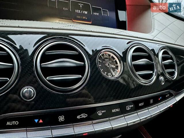 Белый Мерседес С Класс, объемом двигателя 5.5 л и пробегом 82 тыс. км за 46950 $, фото 142 на Automoto.ua