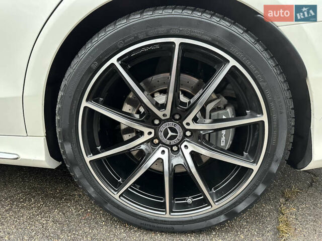 Белый Мерседес С Класс, объемом двигателя 5.5 л и пробегом 82 тыс. км за 46950 $, фото 52 на Automoto.ua