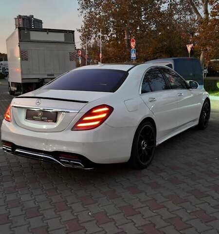 Білий Мерседес С Клас, об'ємом двигуна 3.5 л та пробігом 150 тис. км за 34200 $, фото 5 на Automoto.ua