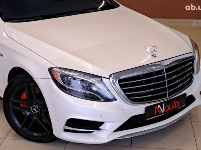 Белый Мерседес С Класс, объемом двигателя 4.7 л и пробегом 163 тыс. км за 27900 $, фото 2 на Automoto.ua