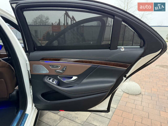 Белый Мерседес С Класс, объемом двигателя 4.7 л и пробегом 187 тыс. км за 34700 $, фото 25 на Automoto.ua