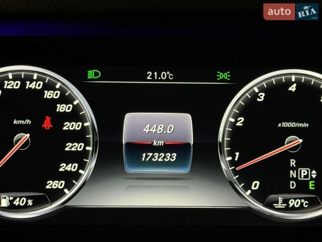 Білий Мерседес С Клас, об'ємом двигуна 4.66 л та пробігом 173 тис. км за 26999 $, фото 25 на Automoto.ua