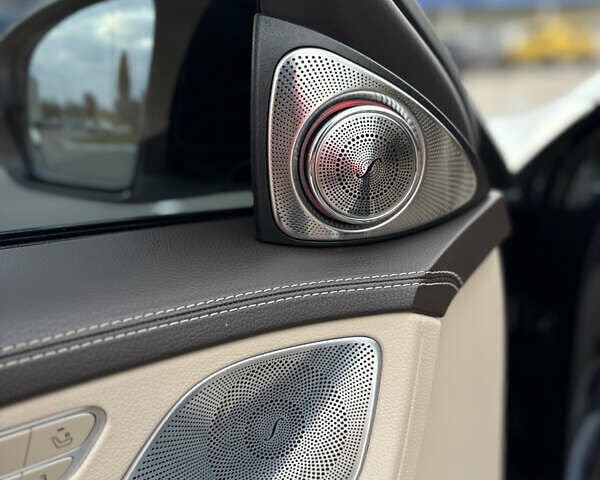 Белый Мерседес С Класс, объемом двигателя 2.99 л и пробегом 167 тыс. км за 50000 $, фото 12 на Automoto.ua