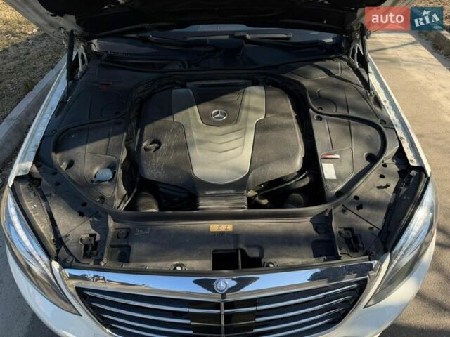 Білий Мерседес С Клас, об'ємом двигуна 2.99 л та пробігом 157 тис. км за 42000 $, фото 9 на Automoto.ua