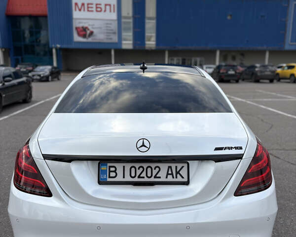 Белый Мерседес С Класс, объемом двигателя 2.99 л и пробегом 167 тыс. км за 50000 $, фото 3 на Automoto.ua