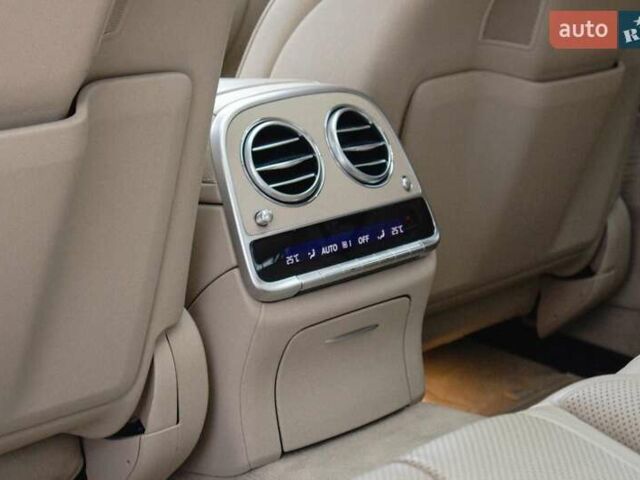 Білий Мерседес С Клас, об'ємом двигуна 4.7 л та пробігом 165 тис. км за 54500 $, фото 36 на Automoto.ua