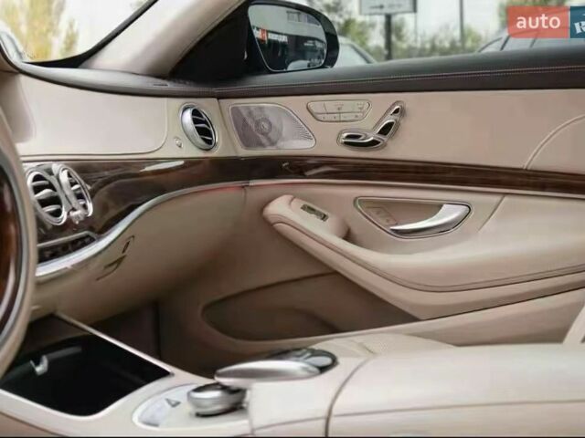 Білий Мерседес С Клас, об'ємом двигуна 4.7 л та пробігом 165 тис. км за 30999 $, фото 16 на Automoto.ua