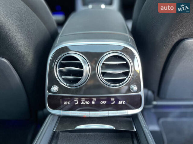 Білий Мерседес С Клас, об'ємом двигуна 5.46 л та пробігом 150 тис. км за 61000 $, фото 28 на Automoto.ua