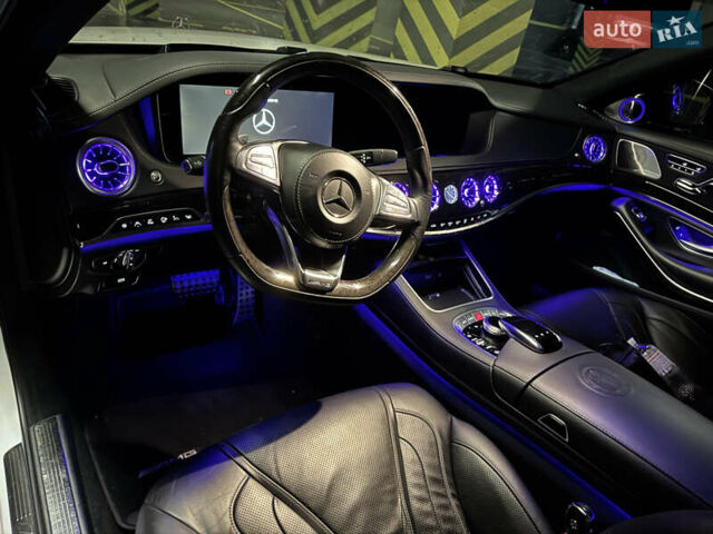 Білий Мерседес С Клас, об'ємом двигуна 5.46 л та пробігом 150 тис. км за 61000 $, фото 4 на Automoto.ua