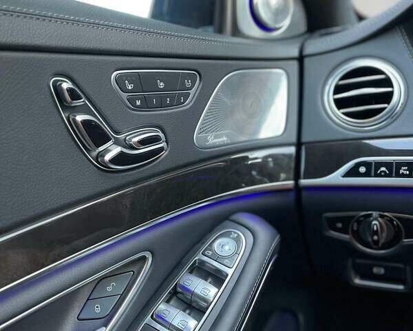 Білий Мерседес С Клас, об'ємом двигуна 5.46 л та пробігом 150 тис. км за 61000 $, фото 22 на Automoto.ua