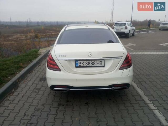 Белый Мерседес С Класс, объемом двигателя 3 л и пробегом 153 тыс. км за 37500 $, фото 8 на Automoto.ua