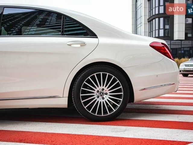 Білий Мерседес С Клас, об'ємом двигуна 4.7 л та пробігом 165 тис. км за 54500 $, фото 17 на Automoto.ua