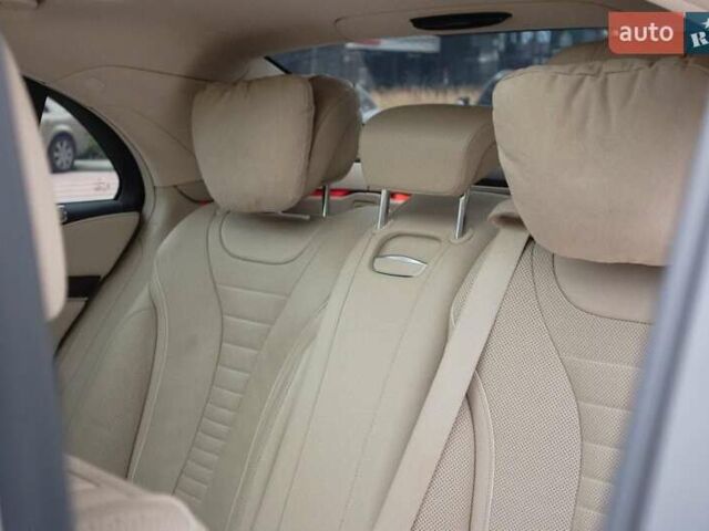 Білий Мерседес С Клас, об'ємом двигуна 4.7 л та пробігом 165 тис. км за 54500 $, фото 35 на Automoto.ua