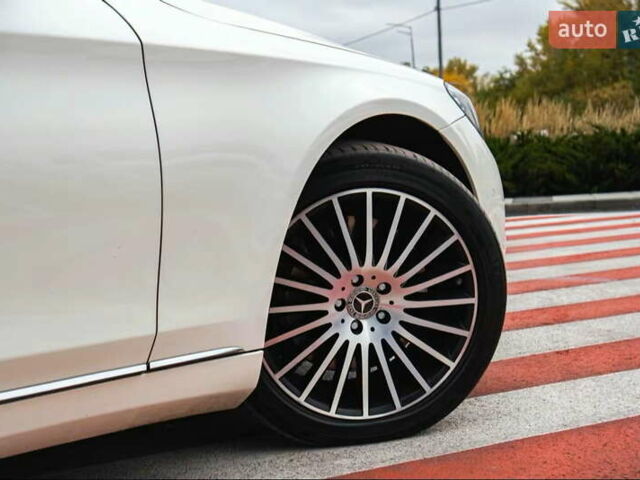 Білий Мерседес С Клас, об'ємом двигуна 4.7 л та пробігом 165 тис. км за 48500 $, фото 8 на Automoto.ua