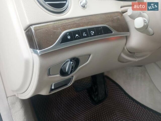 Белый Мерседес С Класс, объемом двигателя 3 л и пробегом 153 тыс. км за 37500 $, фото 4 на Automoto.ua