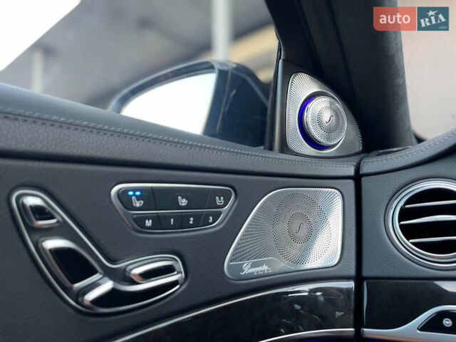 Білий Мерседес С Клас, об'ємом двигуна 5.46 л та пробігом 150 тис. км за 61000 $, фото 38 на Automoto.ua