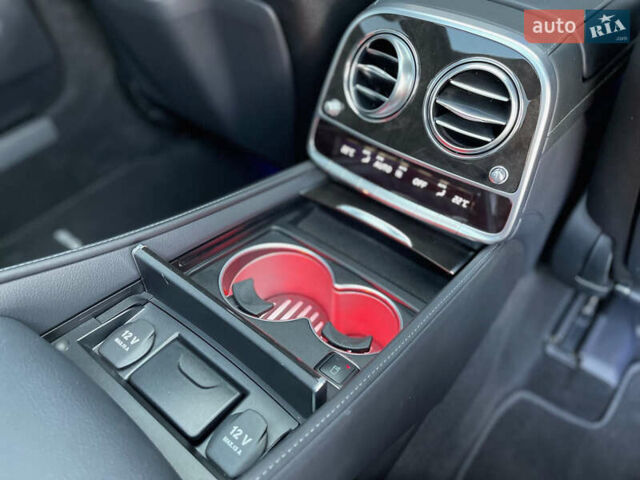 Білий Мерседес С Клас, об'ємом двигуна 5.46 л та пробігом 150 тис. км за 61000 $, фото 30 на Automoto.ua